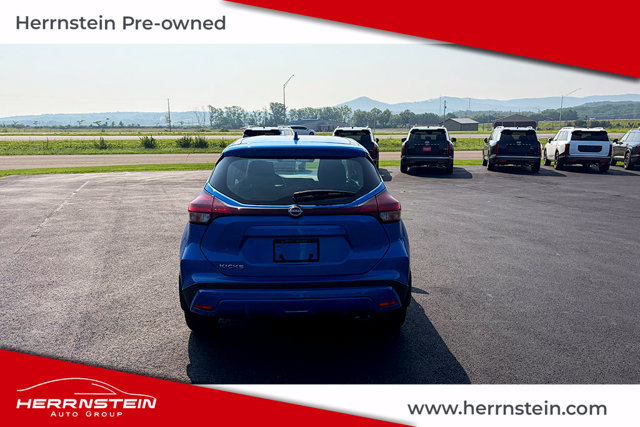 Used 2023 Nissan Kicks S FWD image 23