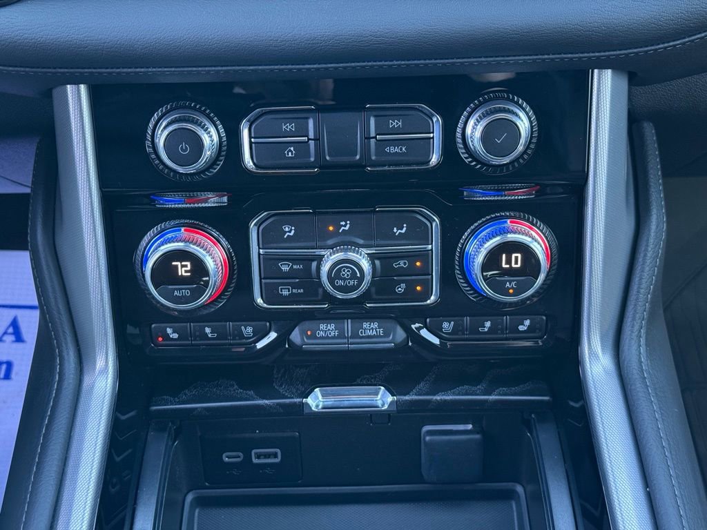 Used 2024 GMC Yukon XL Denali w/ Advanced Technology Package image 25