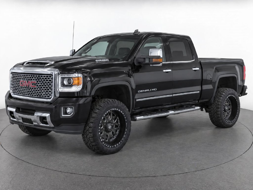 Used 2017 GMC Sierra 2500 Denali w/ Duramax Plus Package AWD/4WD image 6