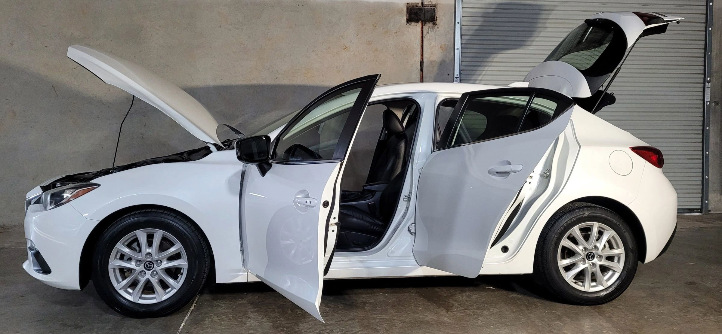 Used 2014 MAZDA MAZDA3 i Grand Touring image 13