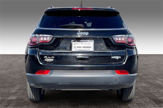 Used 2025 Jeep Compass Latitude image 4