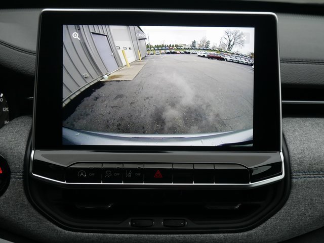 Used 2024 Jeep Compass Latitude w/ Sun and Sound Group image 6