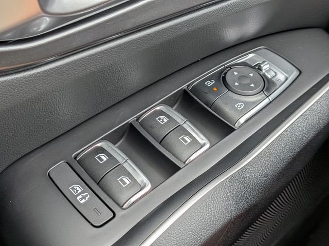 New 2026 Kia Sorento S w/ S Panoramic Sunroof Package FWD image 28