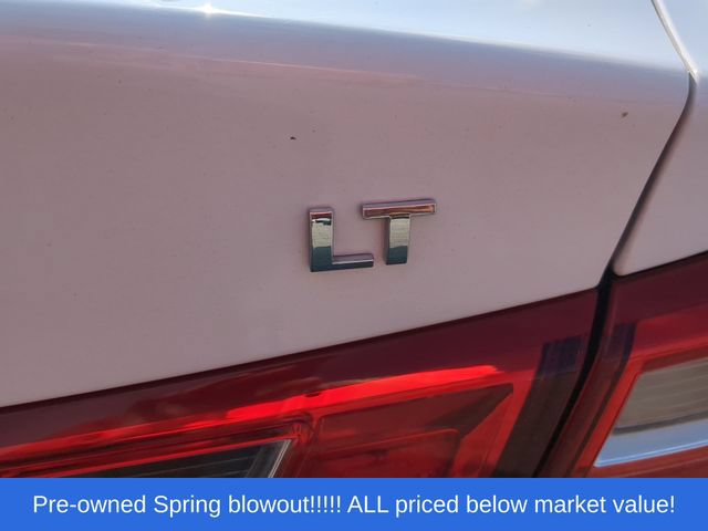 Used 2025 Chevrolet Malibu LT FWD image 14