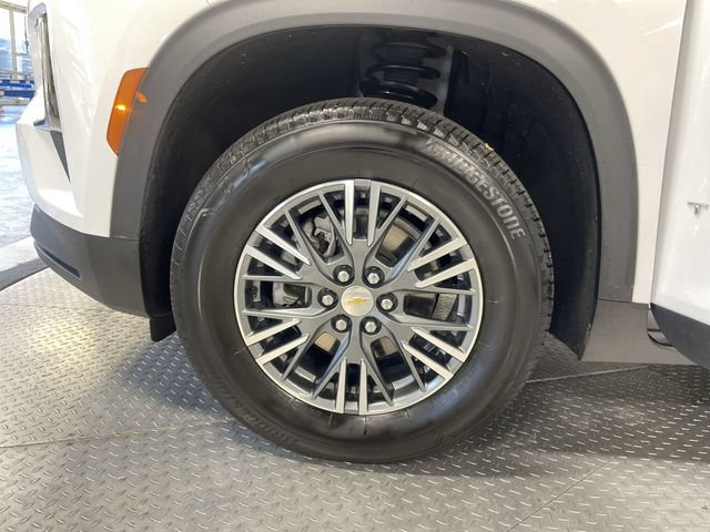 Certified 2025 Chevrolet Traverse LT AWD/4WD image 10