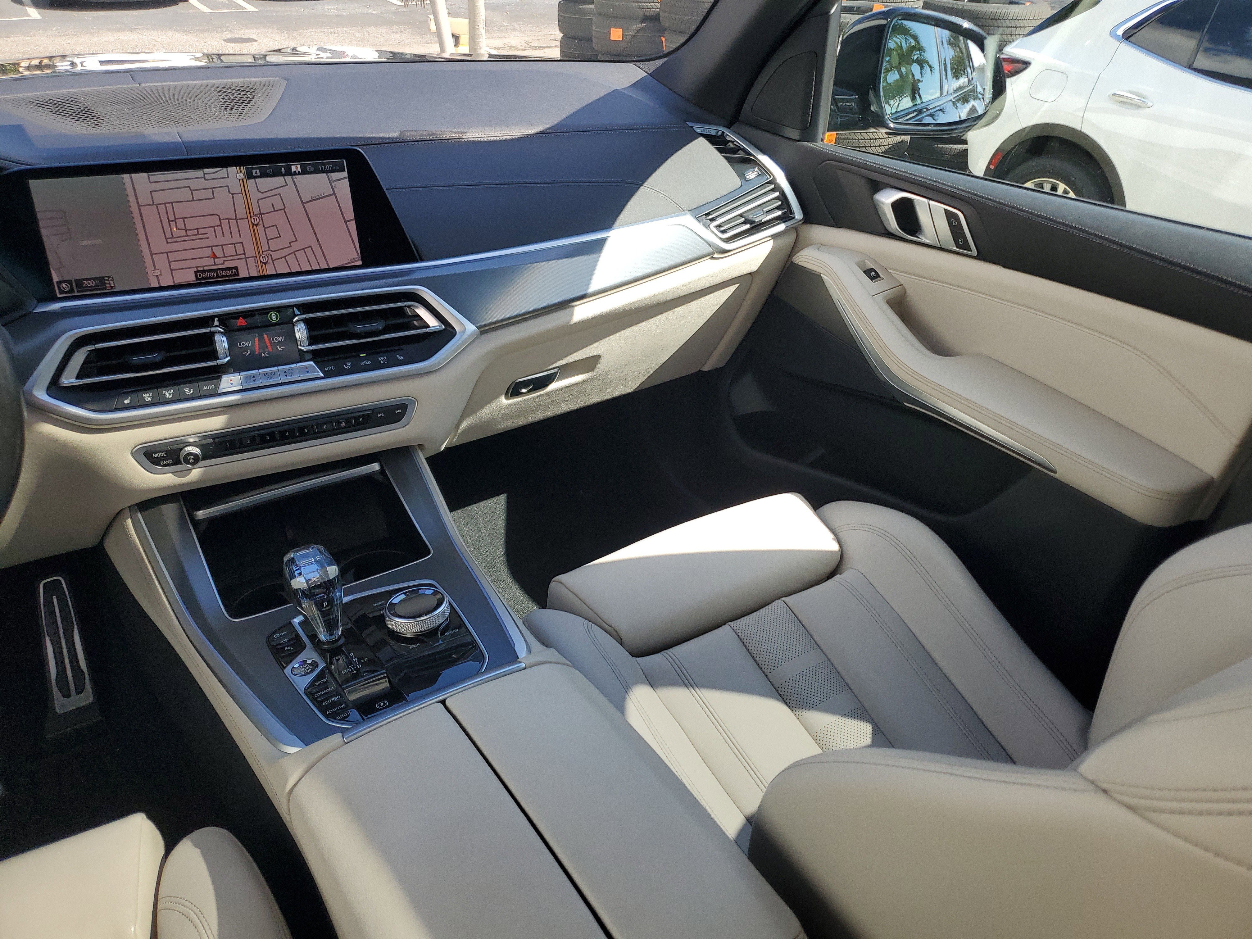 Used 2022 BMW X5 sDrive40i w/ M Sport Package image 18