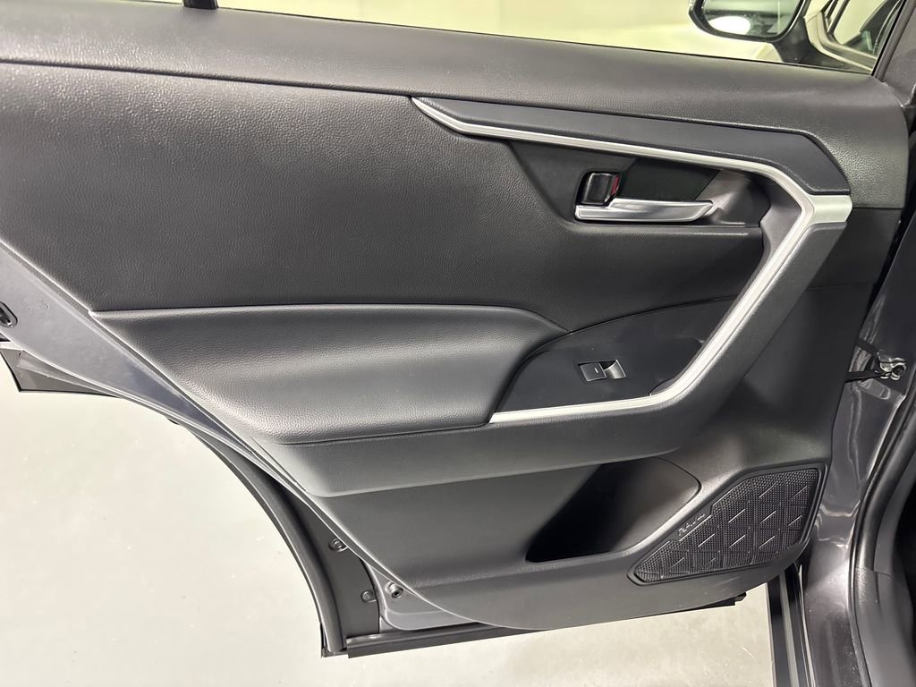Certified 2024 Toyota RAV4 XLE w/ Convenience Package image 30