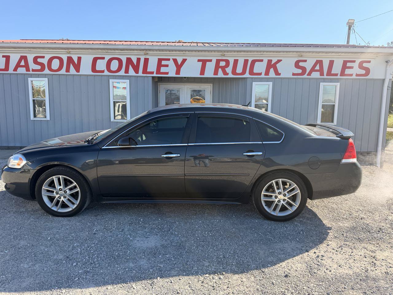 Used 2016 Chevrolet Impala LTZ FWD image 1