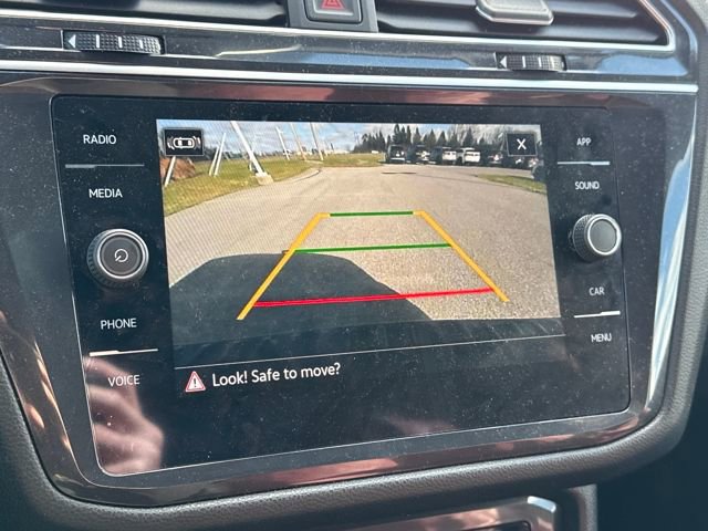 Used 2024 Volkswagen Tiguan SE R-Line image 26