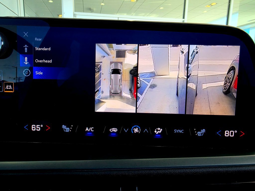 Used 2024 Chevrolet Traverse LT w/ LPO, Floor Liner Package AWD/4WD image 56