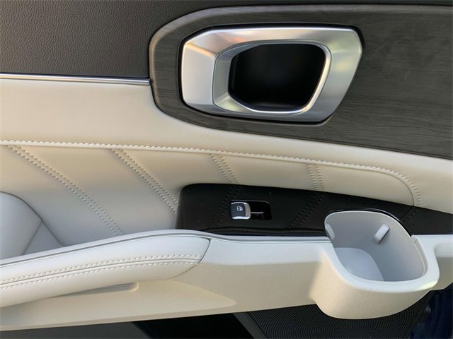 New 2025 Kia Sorento SX image 13