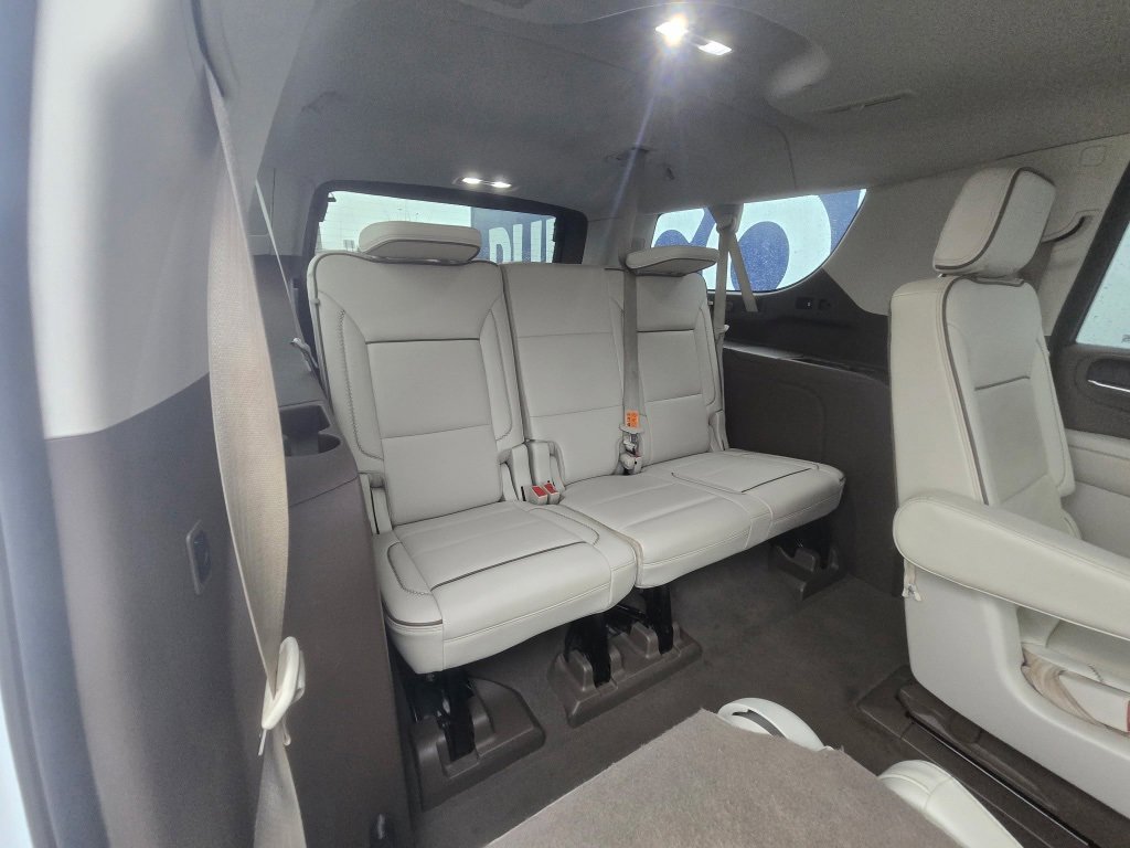 Used 2022 GMC Yukon XL Denali image 31