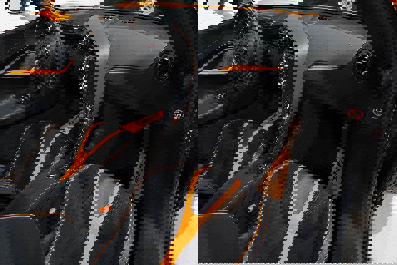 Used 2022 McLaren 720S Performance image 19