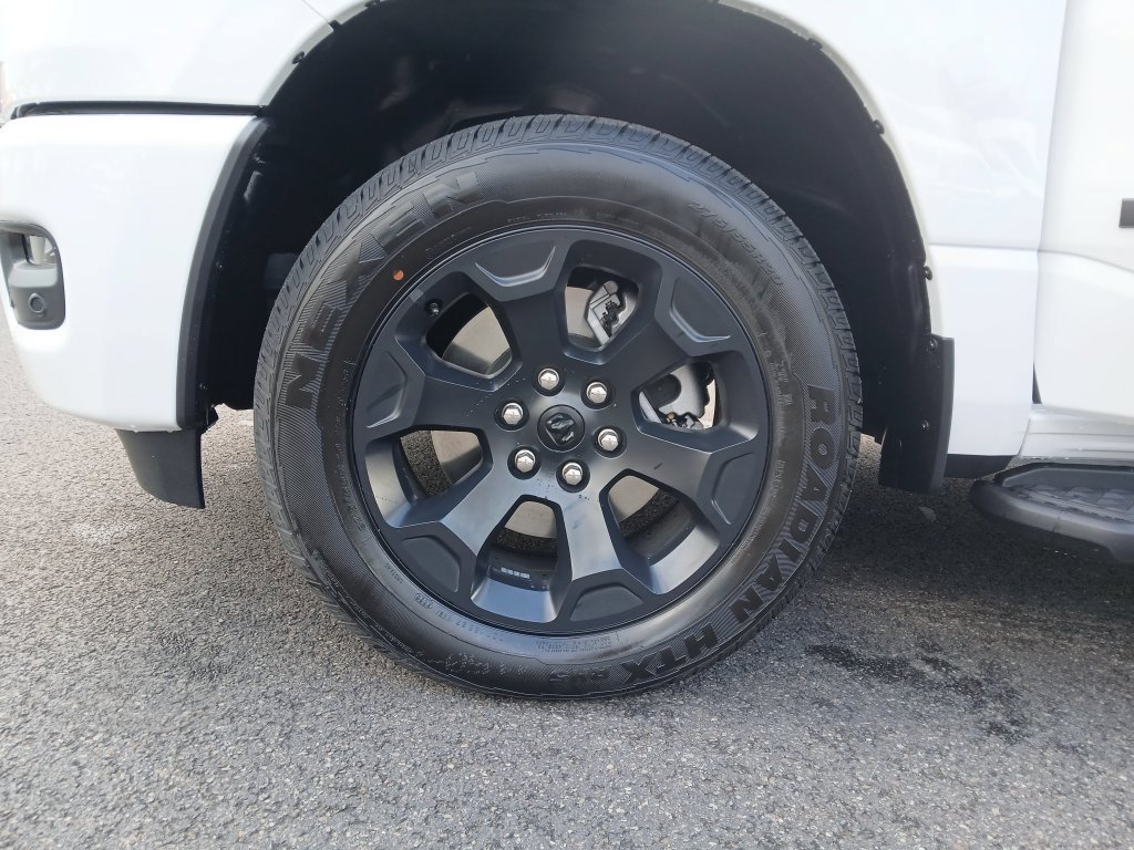 New 2027 RAM 1500 Express AWD/4WD image 25