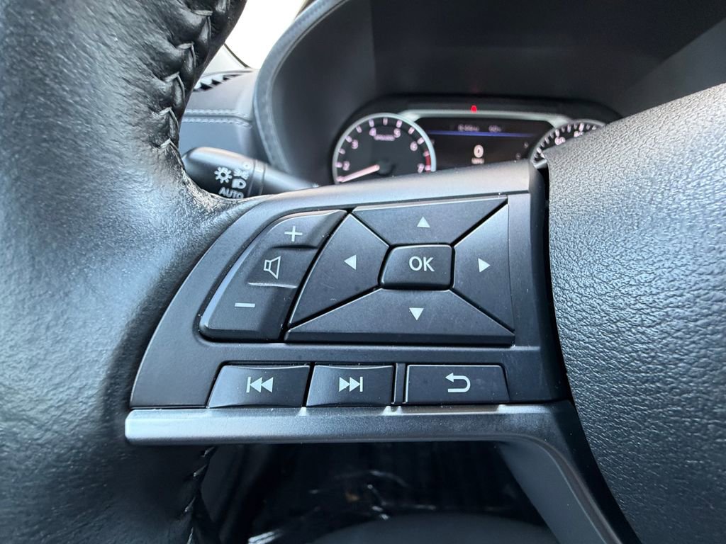 Used 2023 Nissan Sentra SV FWD image 22