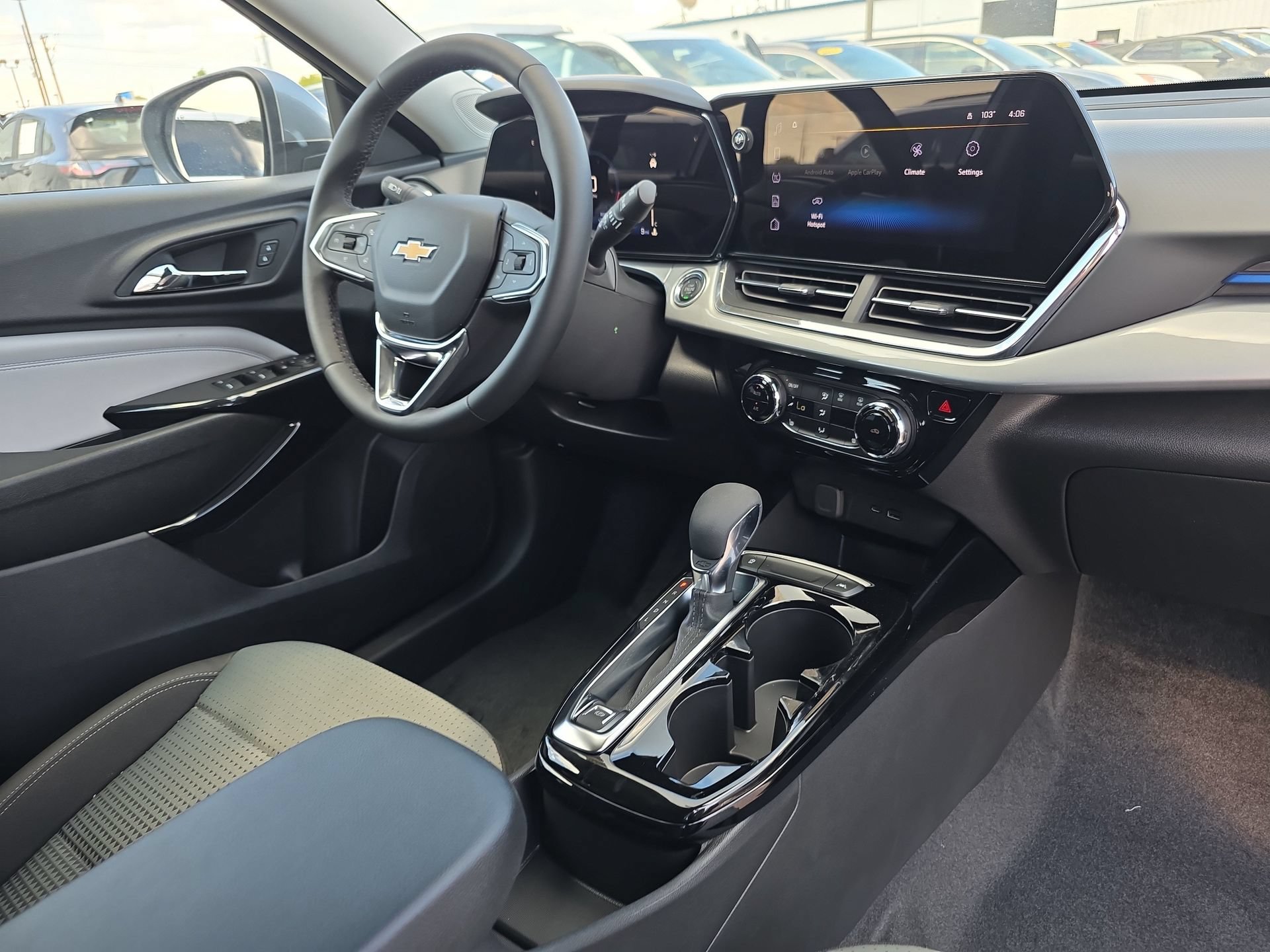 New 2026 Chevrolet Trax LT w/ Driver Confidence Package FWD image 16