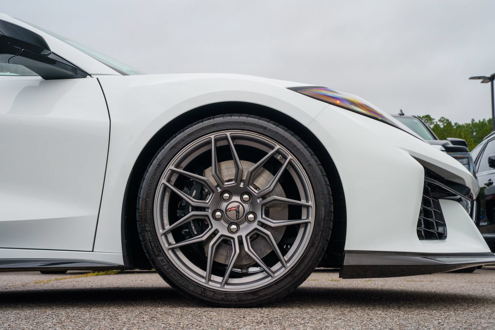 Used 2024 Chevrolet Corvette Z06 RWD image 17