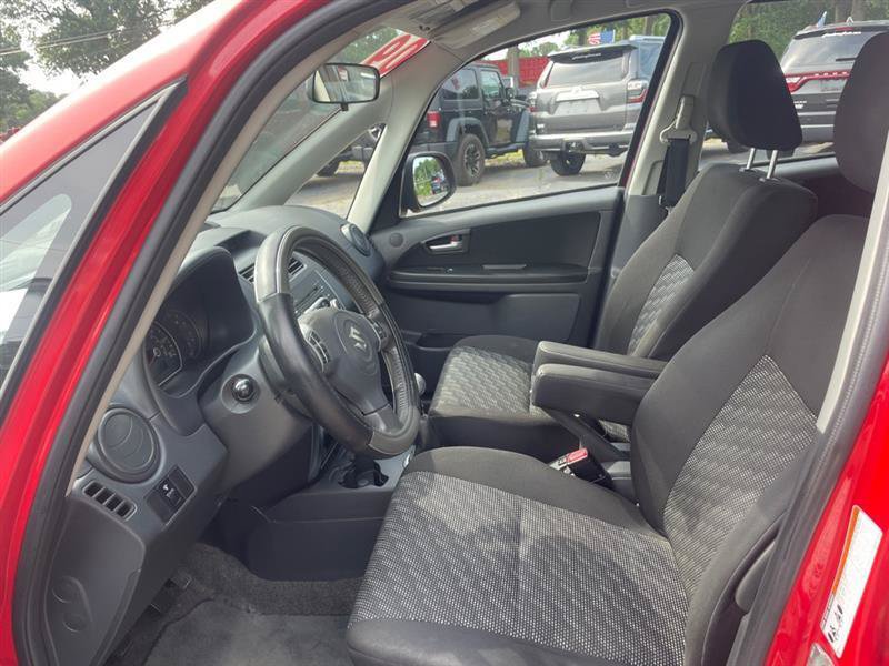 Used 2009 Suzuki SX4 AWD Hatchback image 9