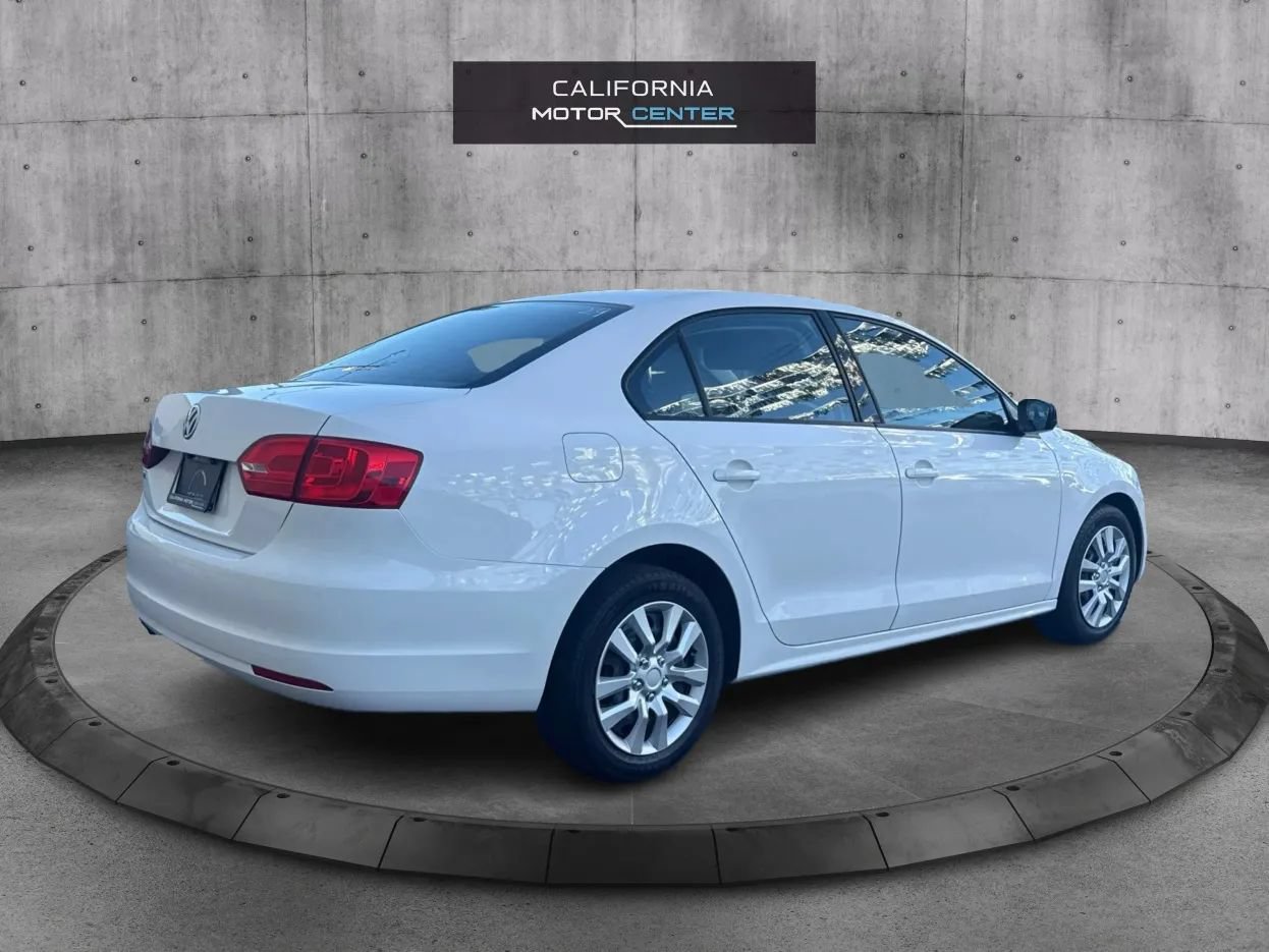 Used 2012 Volkswagen Jetta S FWD image 5