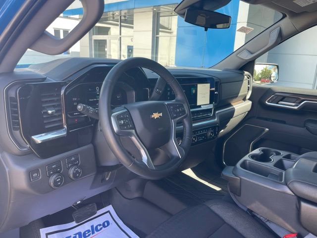 Used 2023 Chevrolet Silverado 1500 LT w/ Protection Package AWD/4WD image 16
