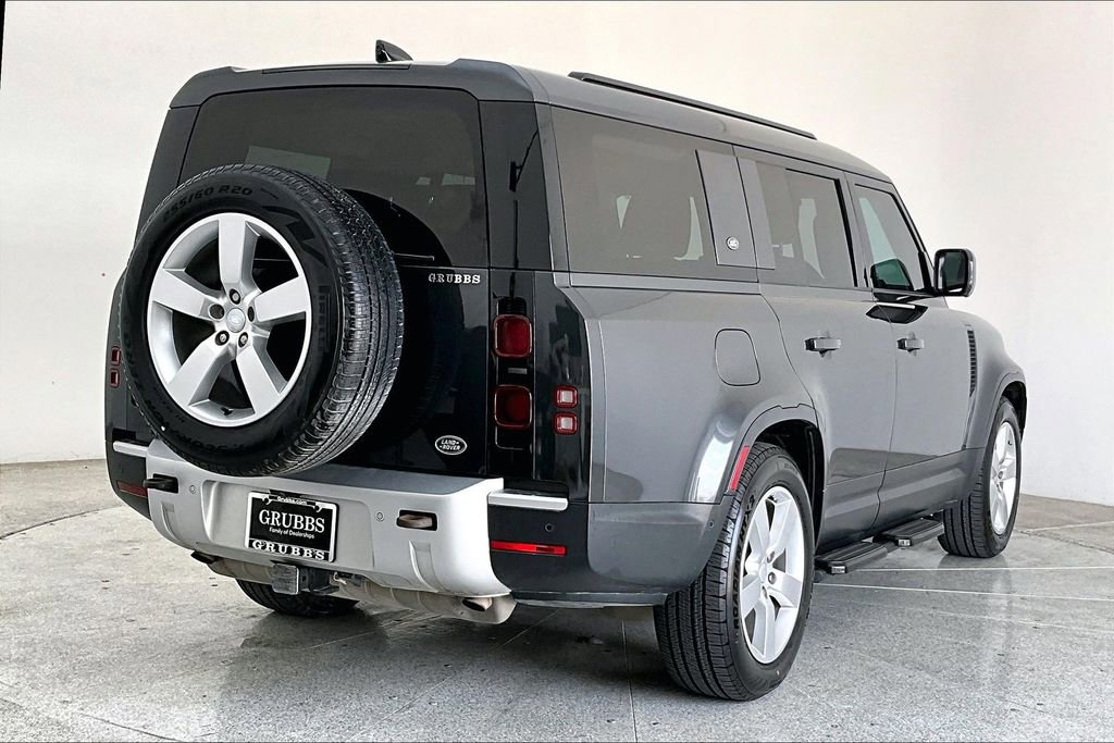 Used 2023 Land Rover Defender 130 First Edition image 15