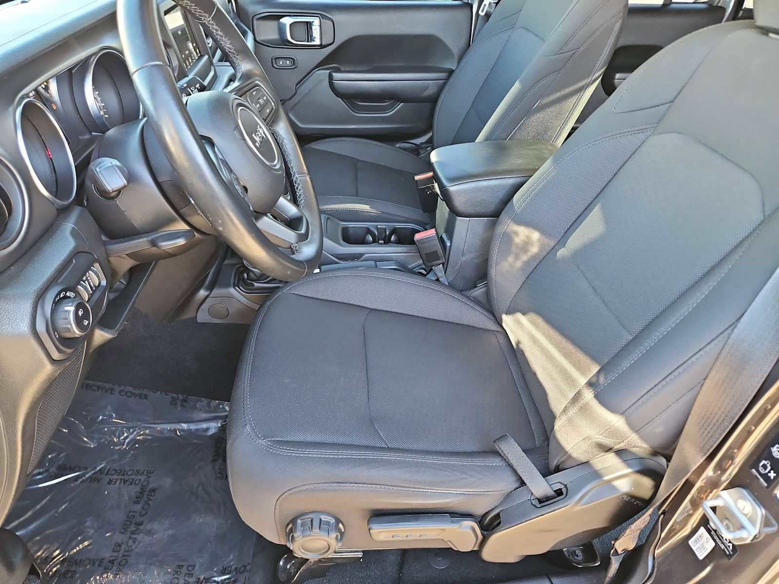 Used 2022 Jeep Gladiator Sport image 16