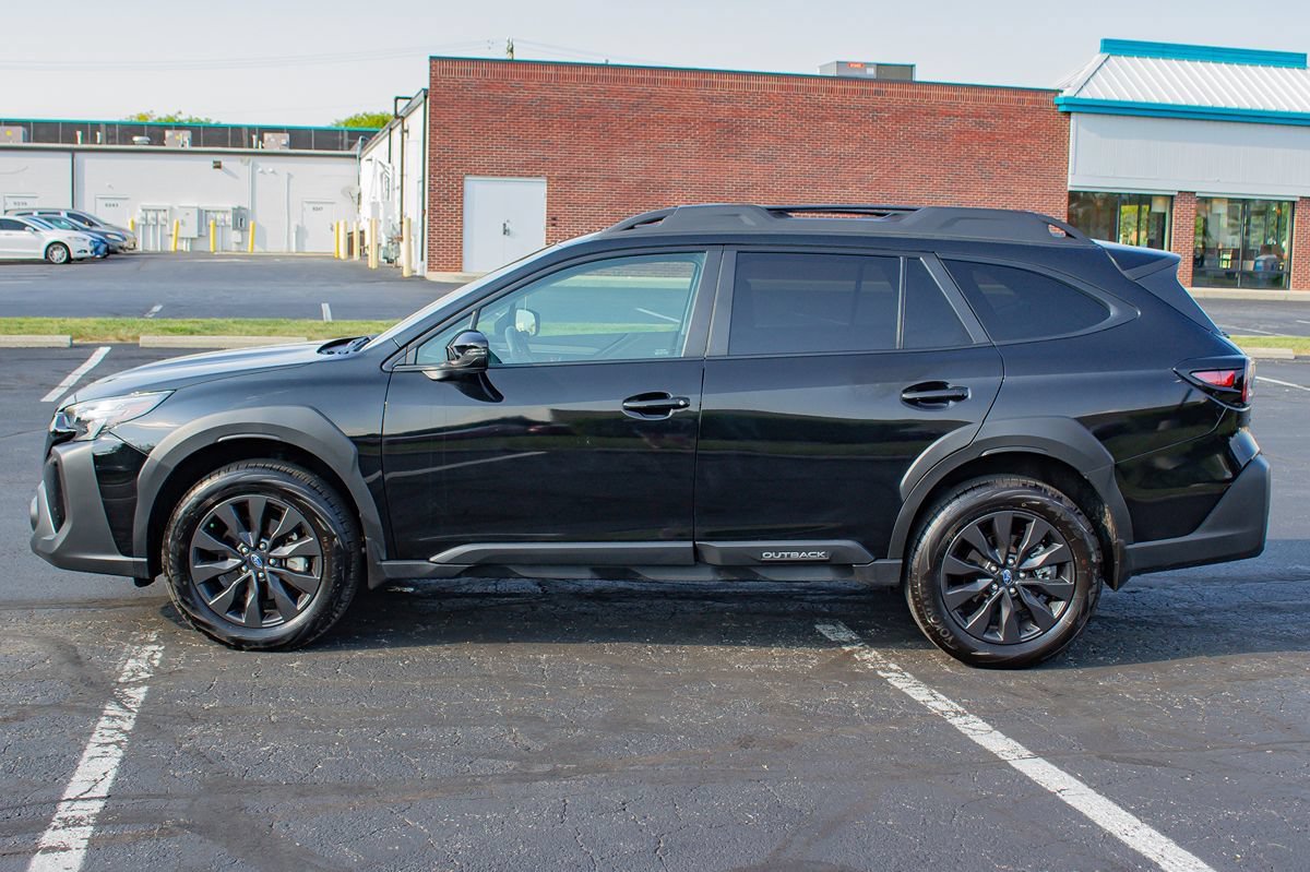 Used 2025 Subaru Outback Onyx Edition w/ Popular Package #2 AWD/4WD image 5