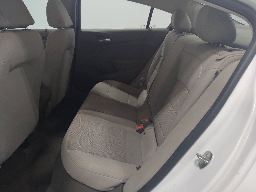 Used 2018 Chevrolet Cruze LS FWD image 18