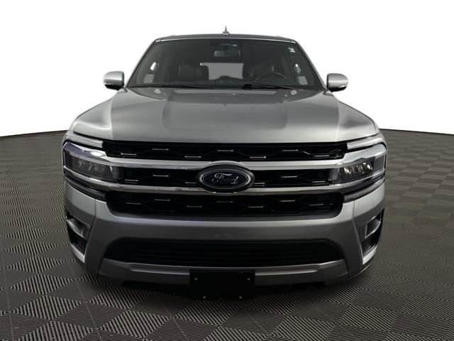 Used 2022 Ford Expedition Max Limited image 2