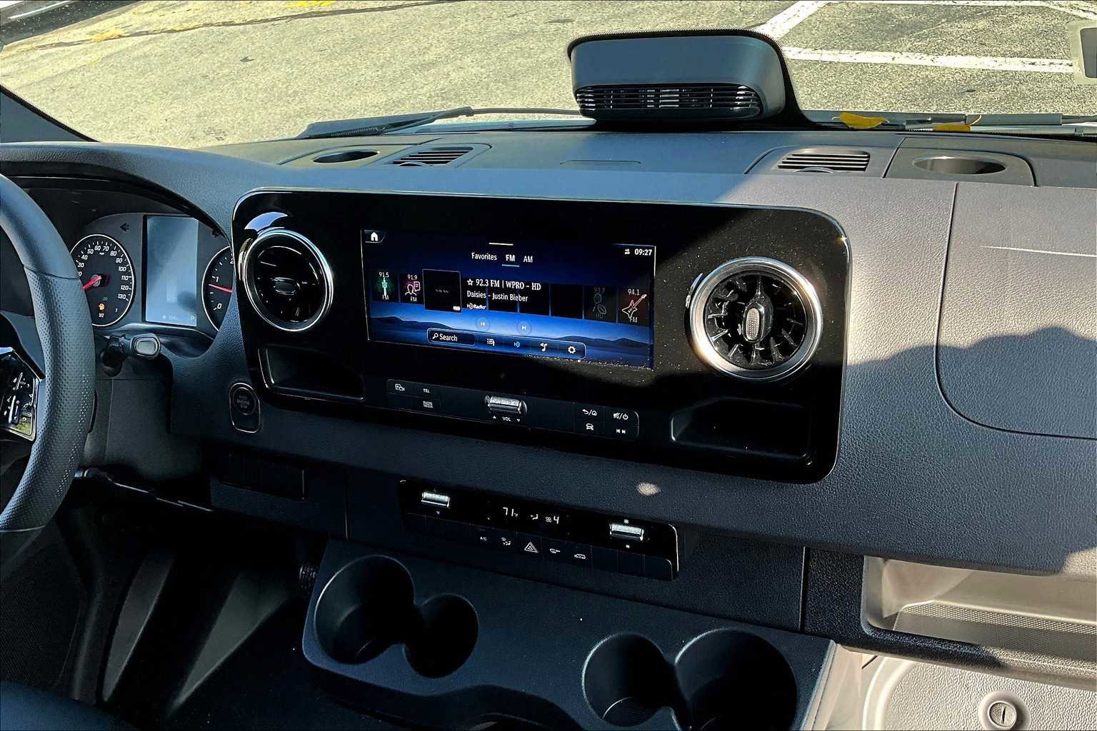 New 2025 Mercedes-Benz Sprinter 2500 image 8