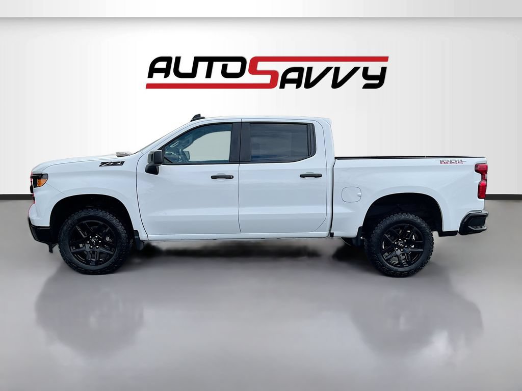 Used 2024 Chevrolet Silverado 1500 Custom Trail Boss w/ LPO, Dark Essentials Package AWD/4WD image 4