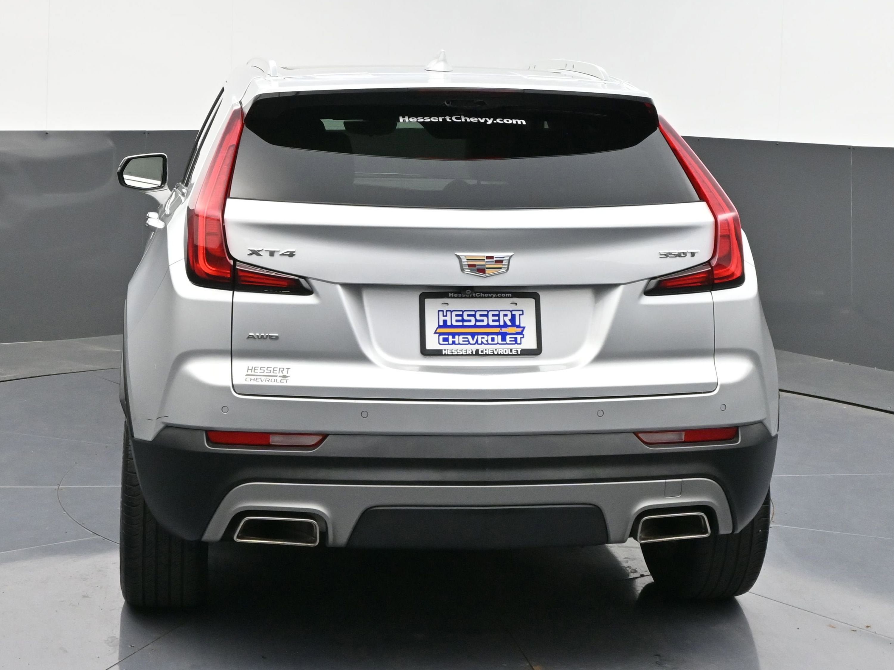 Used 2022 Cadillac XT4 Premium Luxury w/ Enhanced Visibility Package AWD/4WD image 6