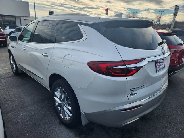 Used 2020 Buick Enclave Premium w/ Sun and Sites Package image 4
