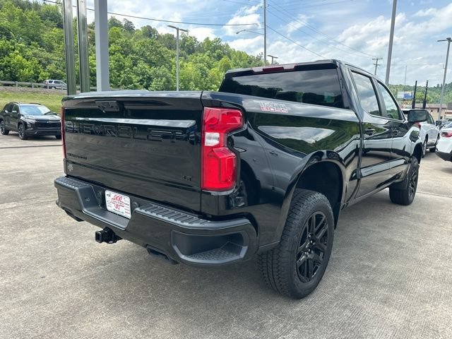 New 2026 Chevrolet Silverado 1500 LT Trail Boss w/ LPO, Dark Essentials Package AWD/4WD image 2