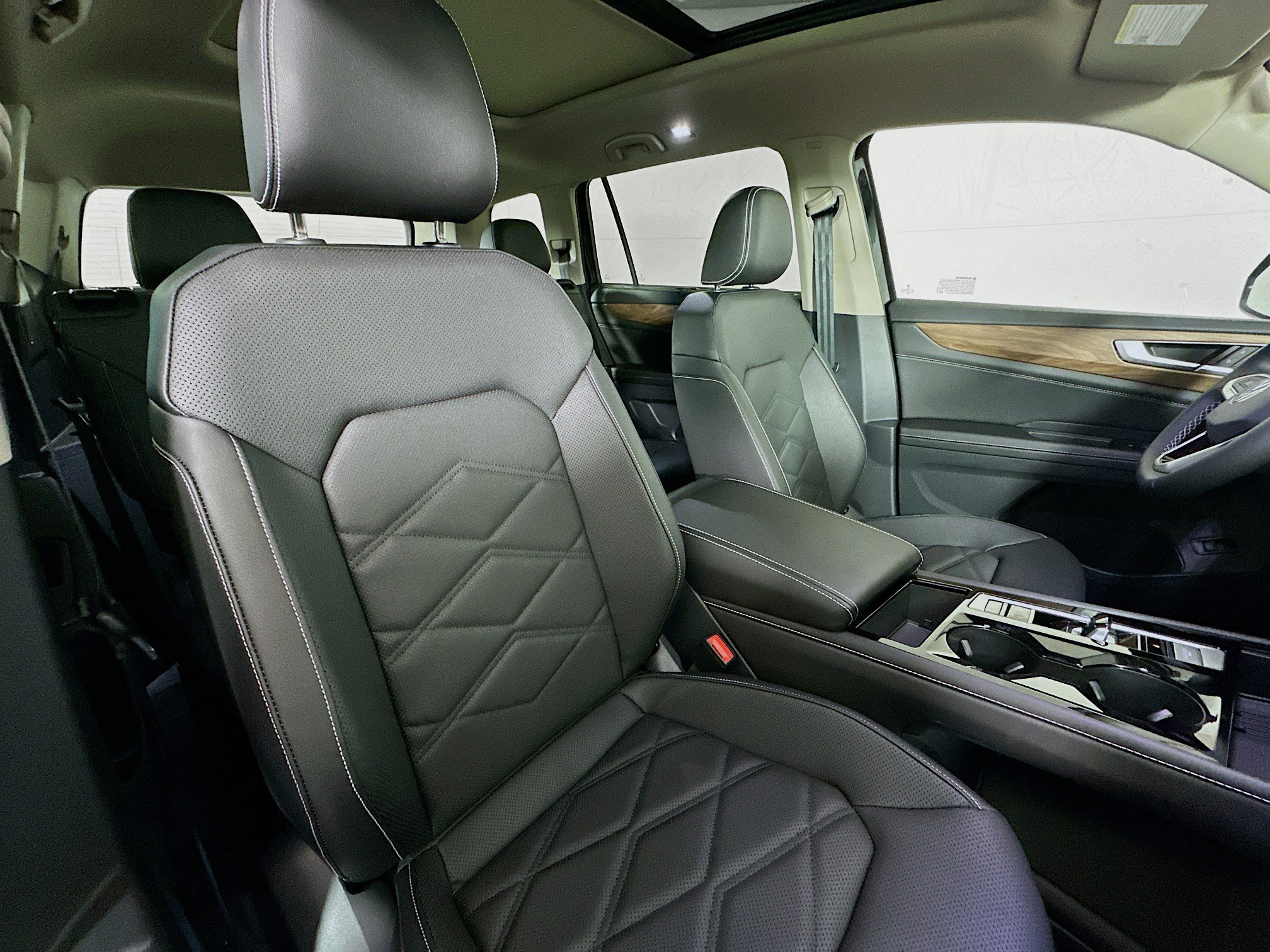 New 2026 Volkswagen Atlas SE image 28