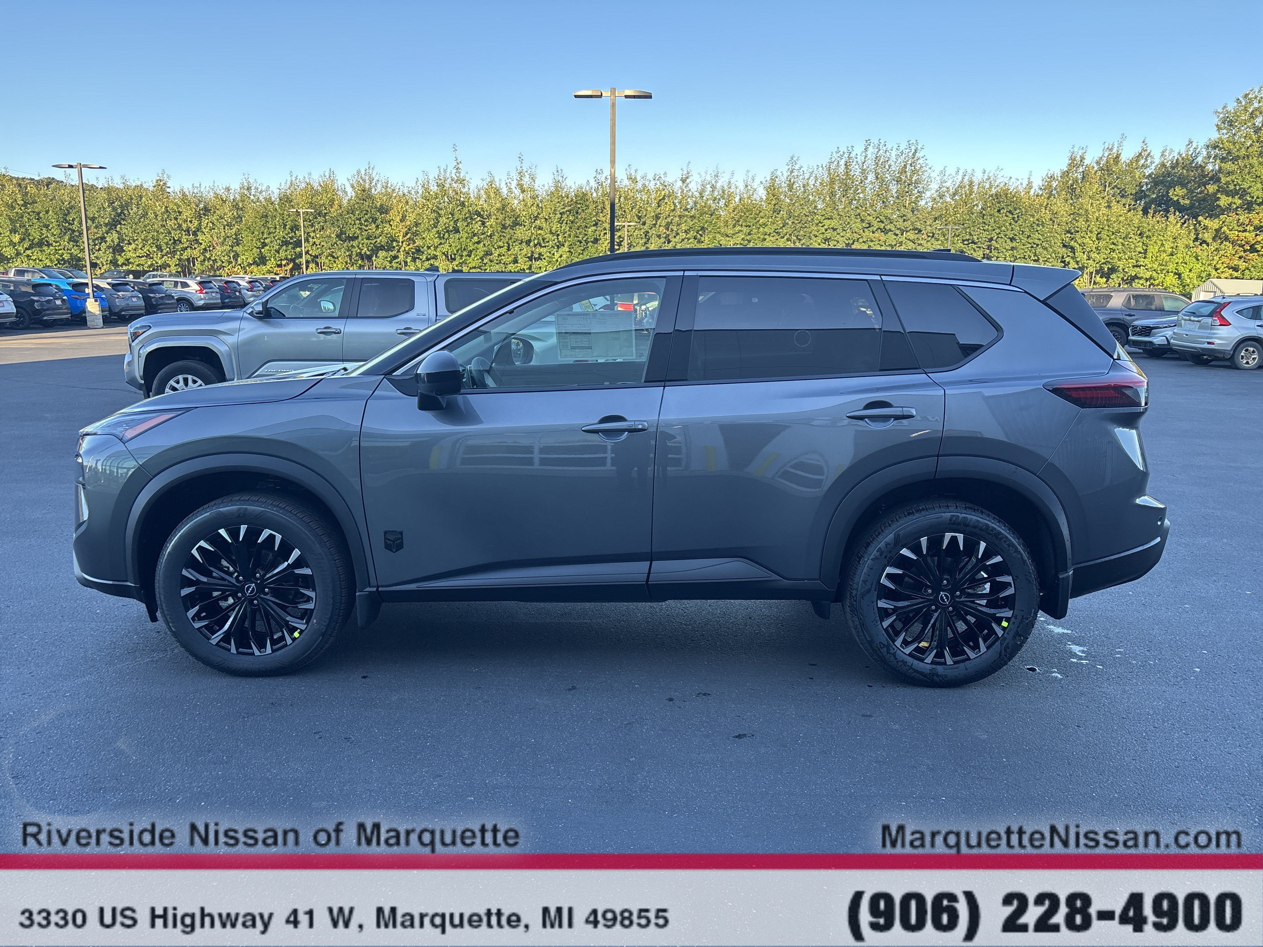 New 2026 Nissan Rogue Dark Armor AWD/4WD image 4