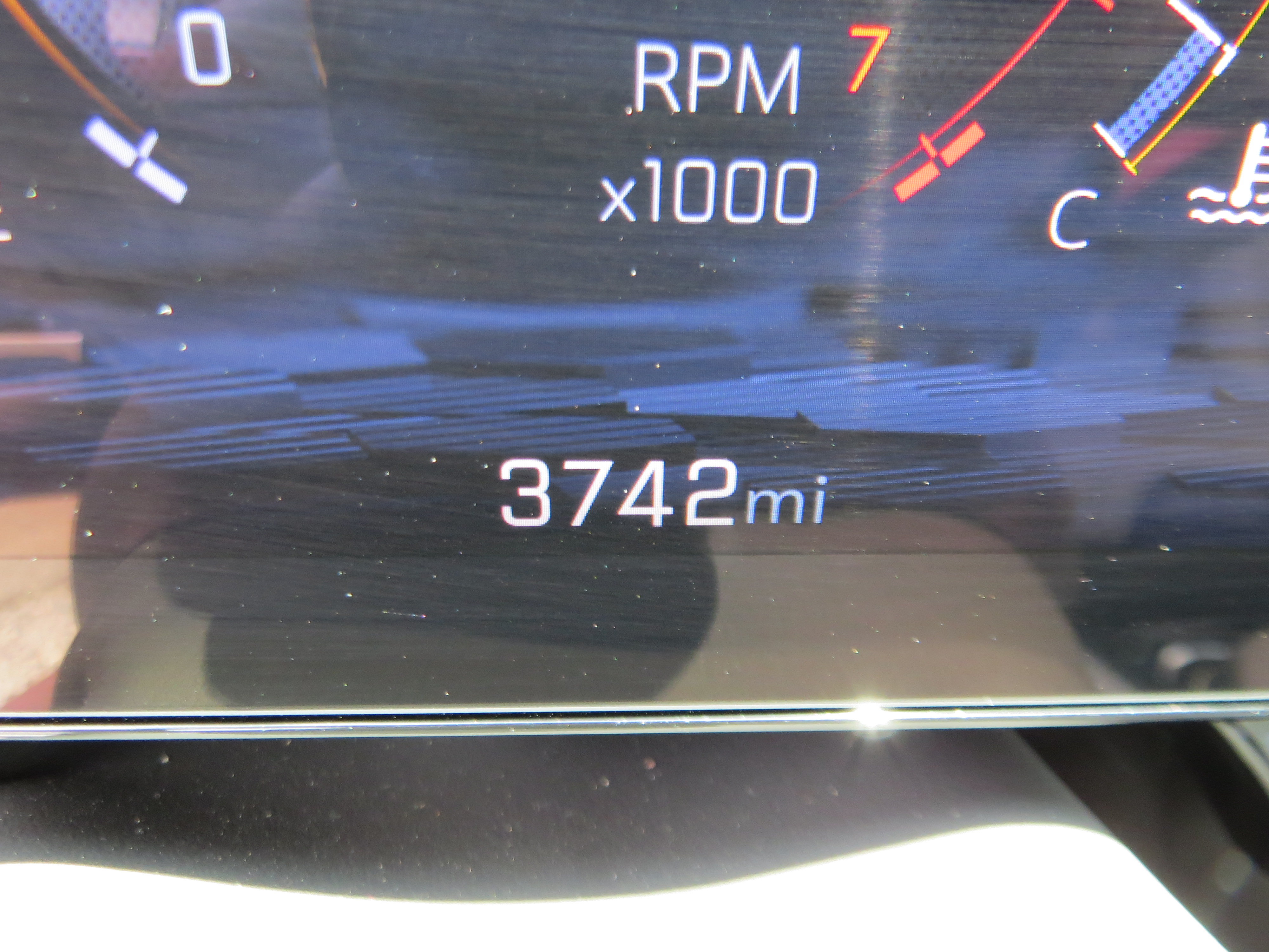 Used 2025 Chevrolet Suburban Premier AWD/4WD image 30