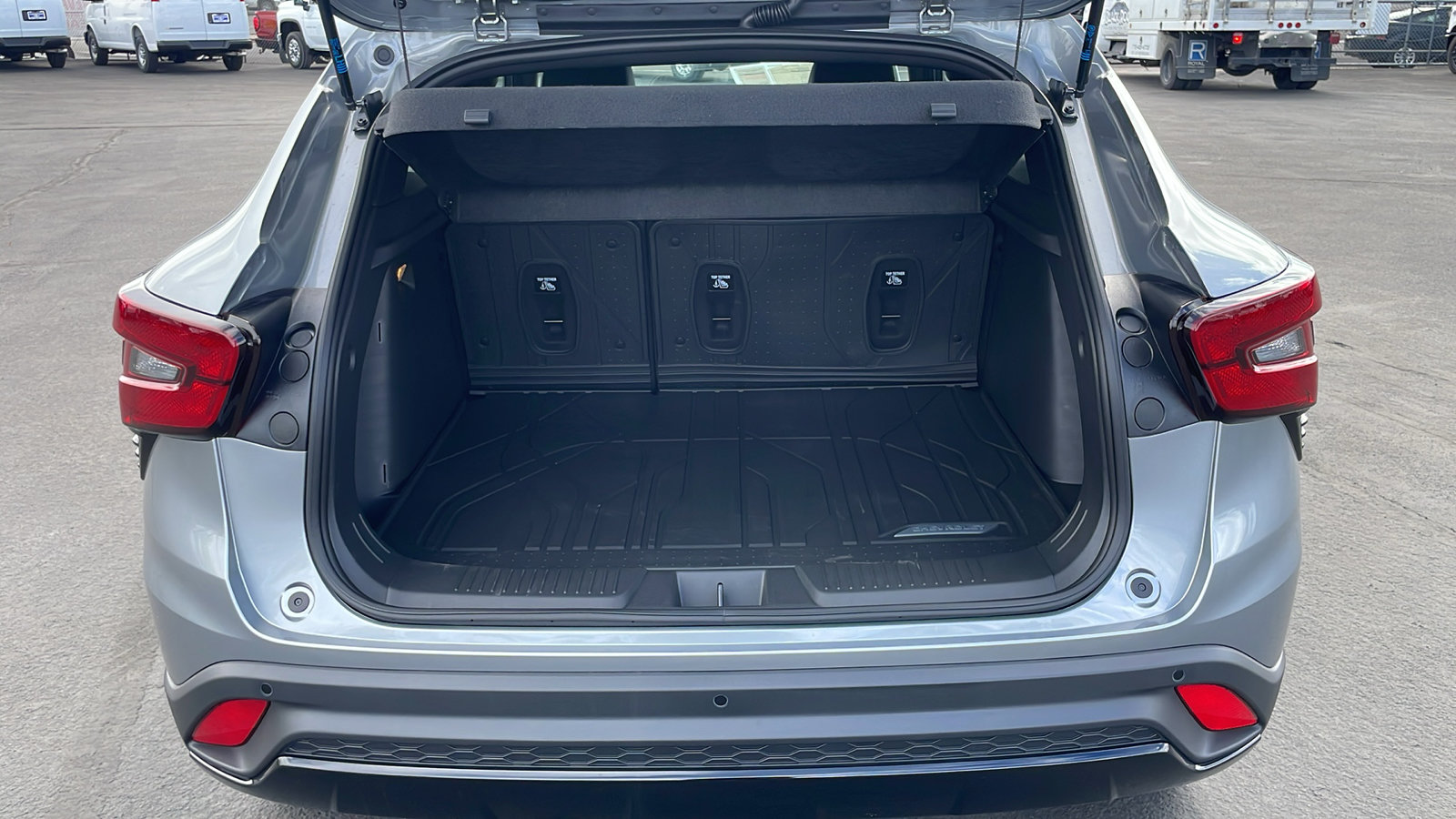 New 2026 Chevrolet Trax RS w/ Sunroof Package FWD image 7