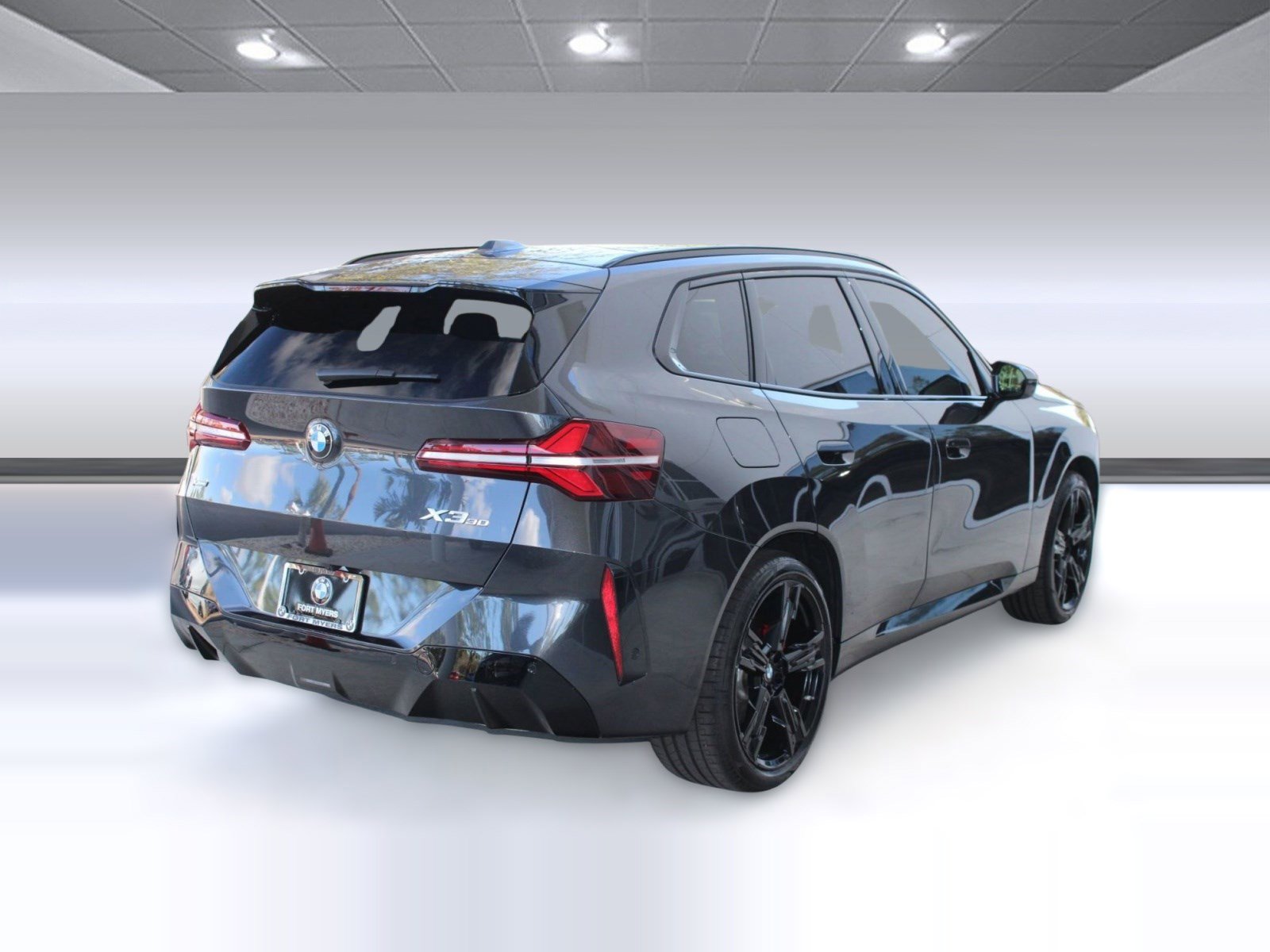 Certified 2025 BMW X3 xDrive30i w/ Premium Package image 9