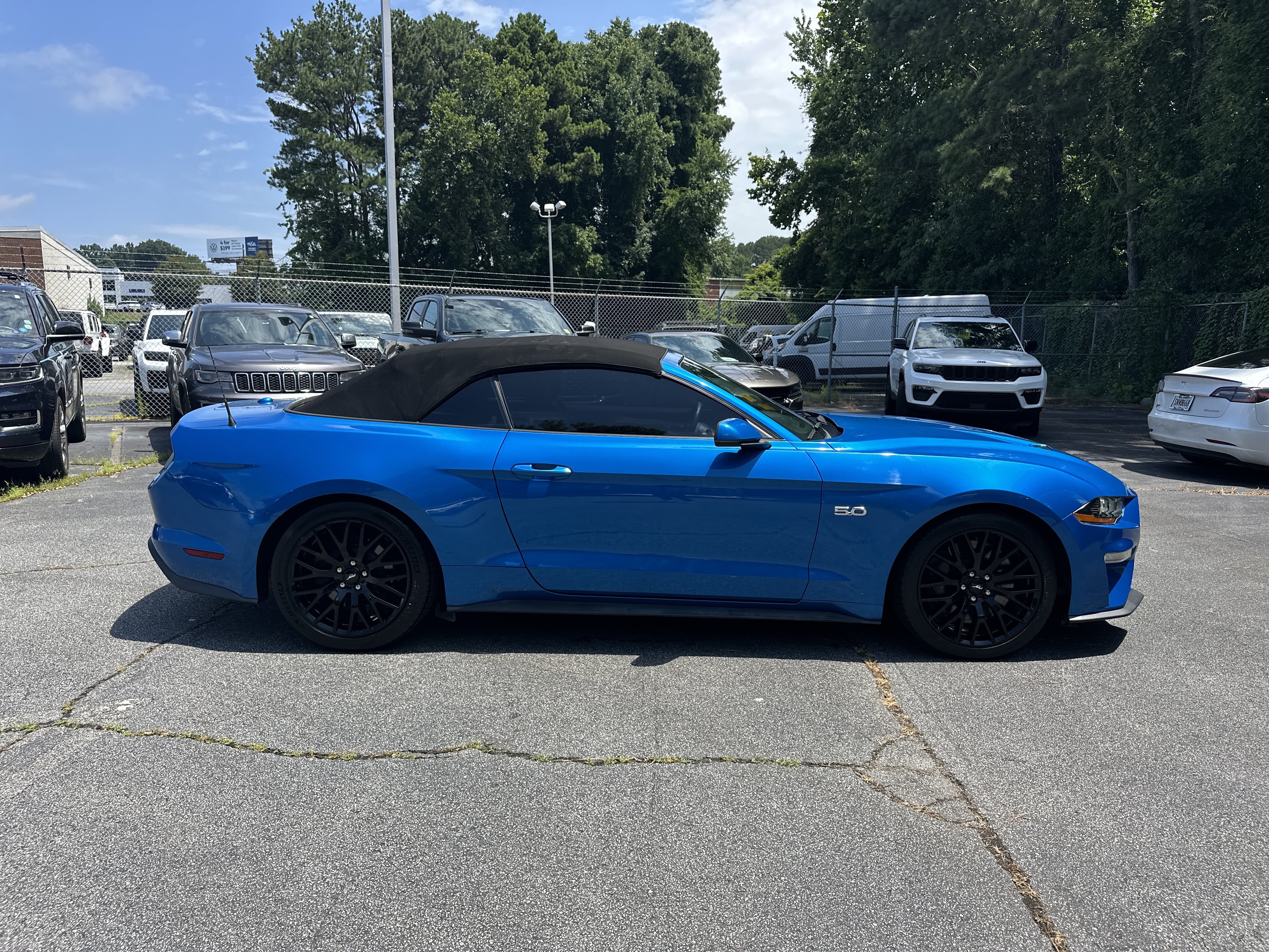 Used 2019 Ford Mustang GT Premium w/ GT Performance Package RWD image 12