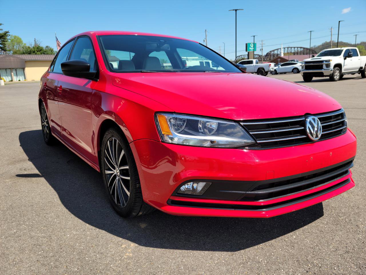 Used 2016 Volkswagen Jetta Sport image 3