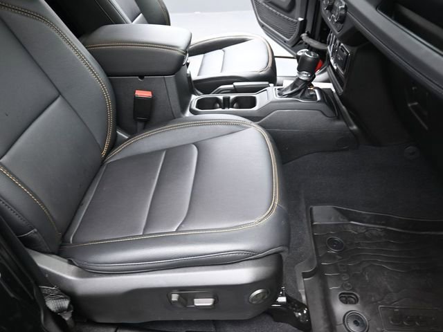 Used 2025 Jeep Gladiator Sport image 24