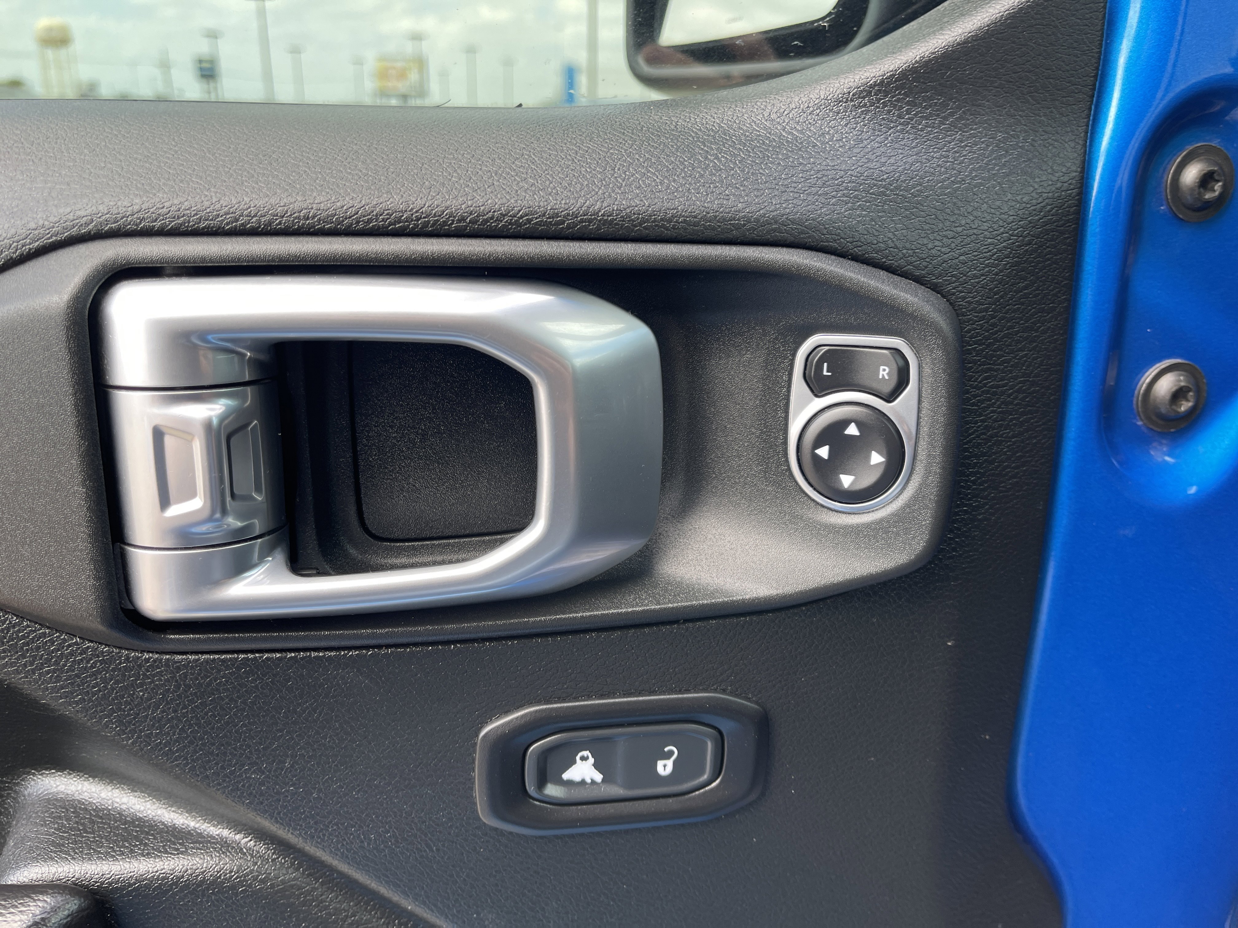 Used 2020 Jeep Gladiator Sport w/ Quick Order Package 24S image 22