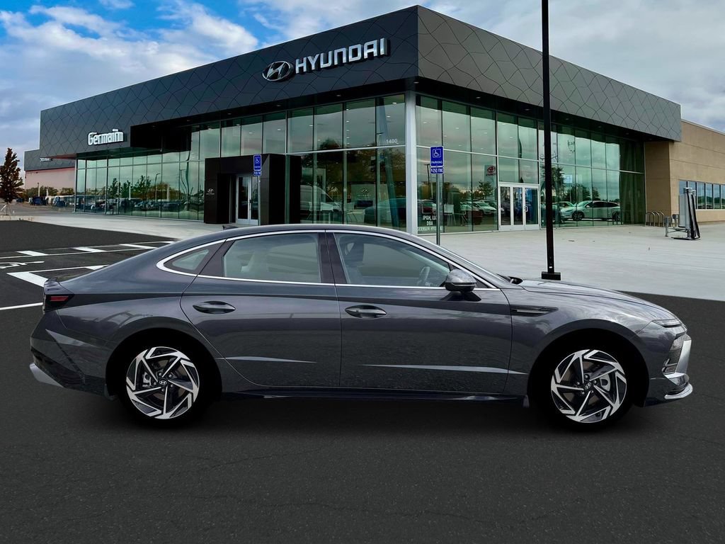 New 2026 Hyundai Sonata SEL AWD/4WD image 9