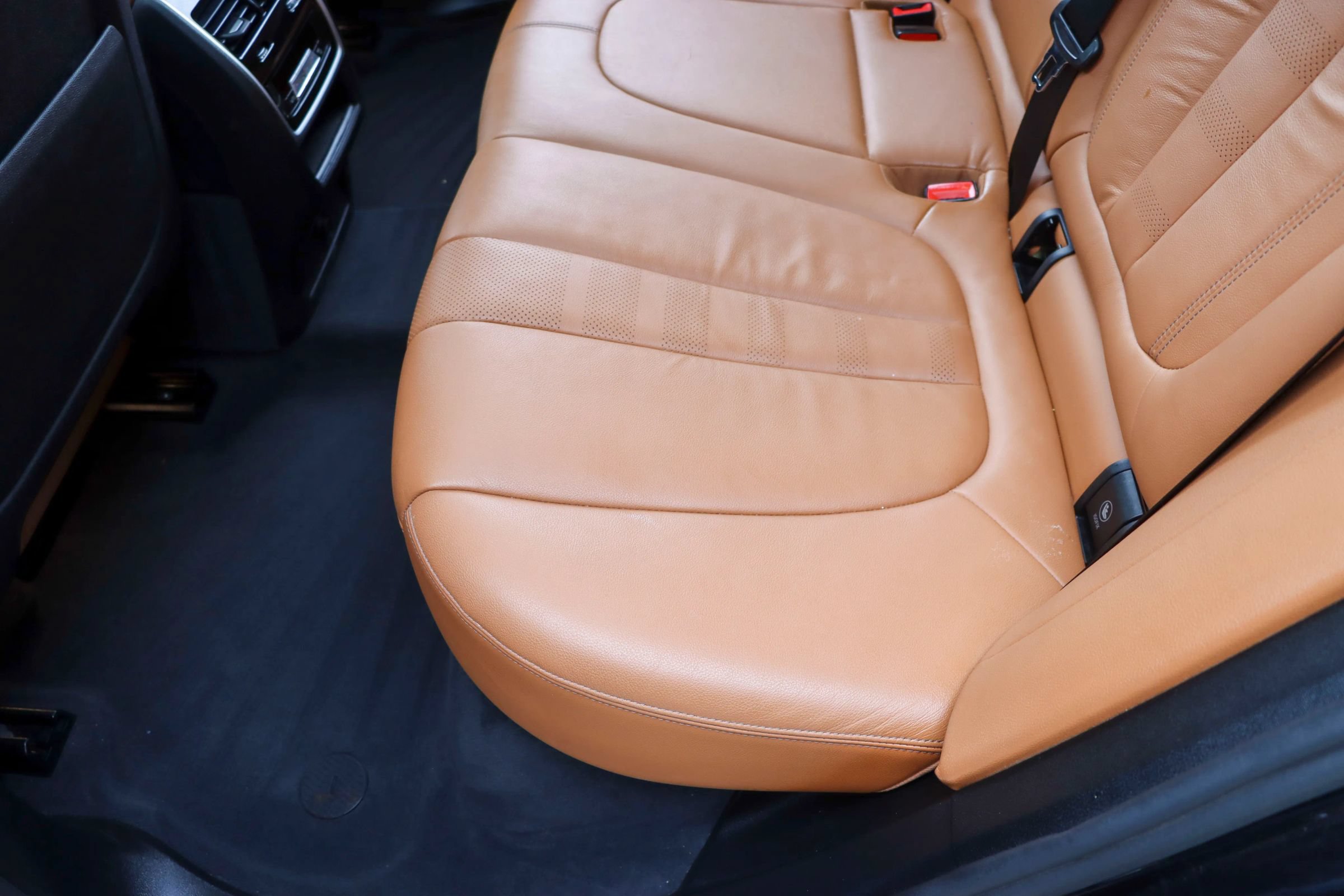 Used 2019 BMW X5 xDrive40i w/ Convenience Package AWD/4WD image 18