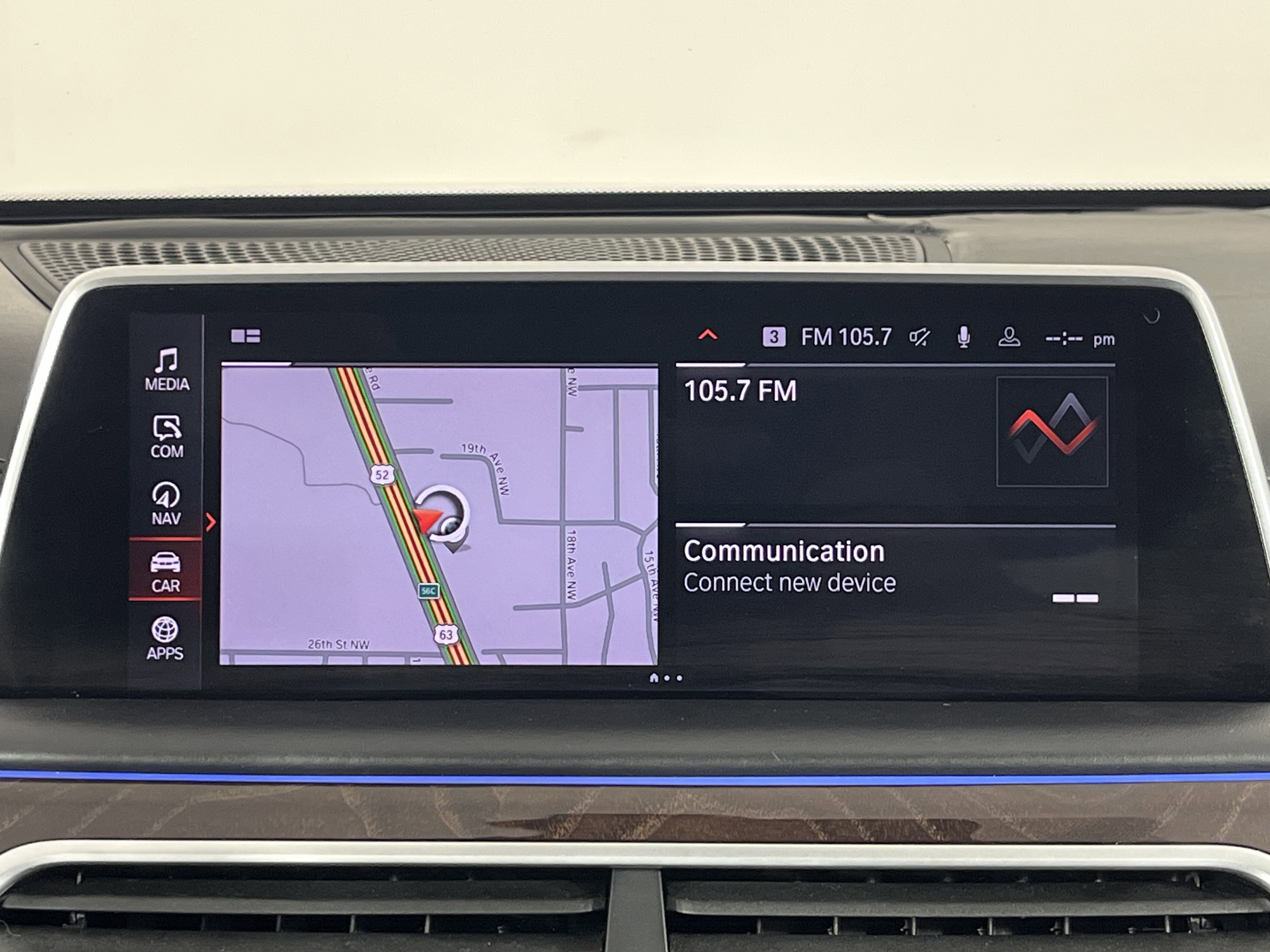 Used 2020 BMW 740i xDrive w/ Premium Package image 15