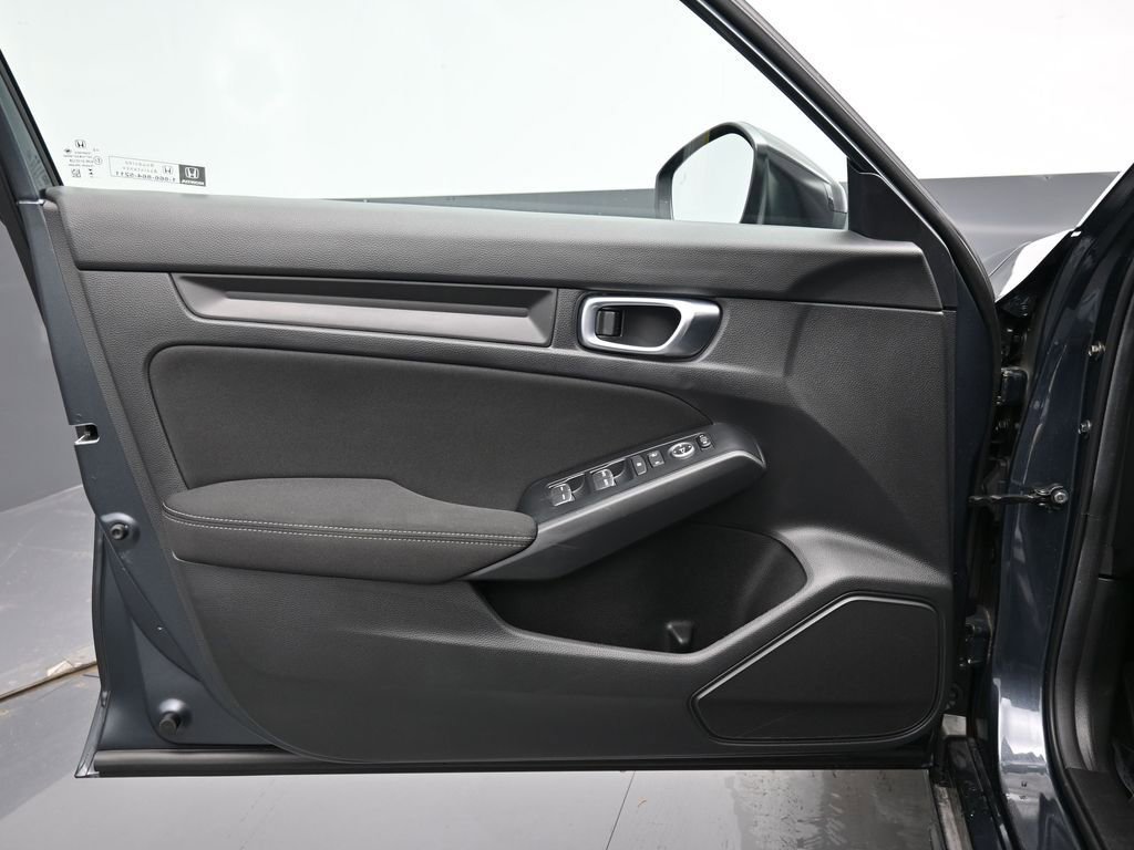 Used 2025 Honda Civic Sport image 30