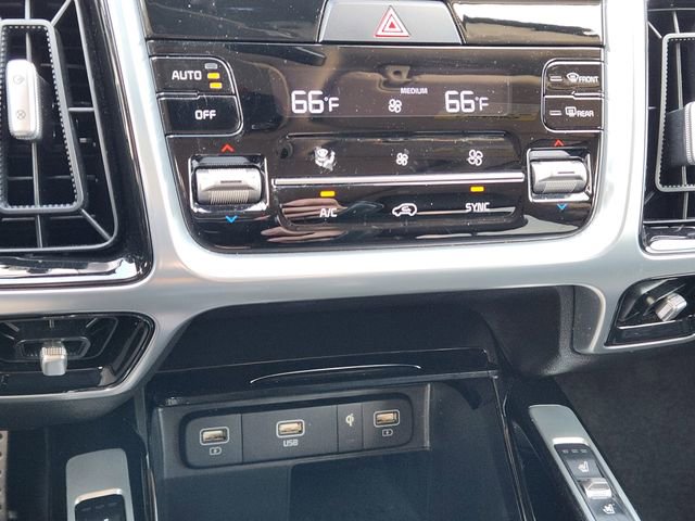 Used 2022 Kia Sorento SX Prestige AWD/4WD image 19