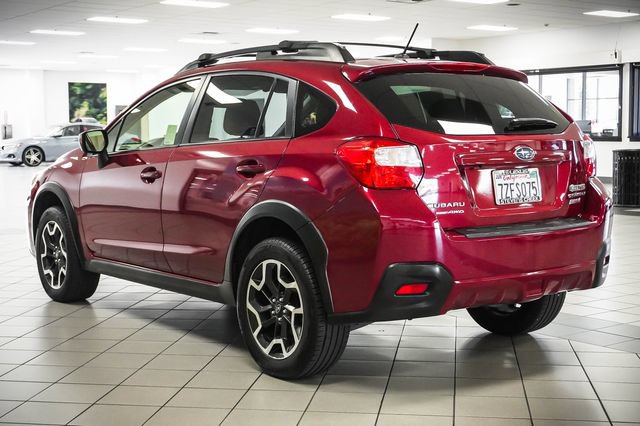 Used 2017 Subaru Crosstrek 2.0i Premium AWD/4WD image 8