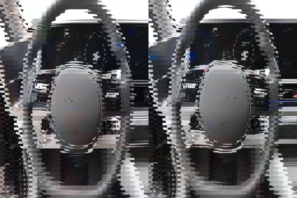 Used 2023 Hyundai Ioniq 6 SEL image 18